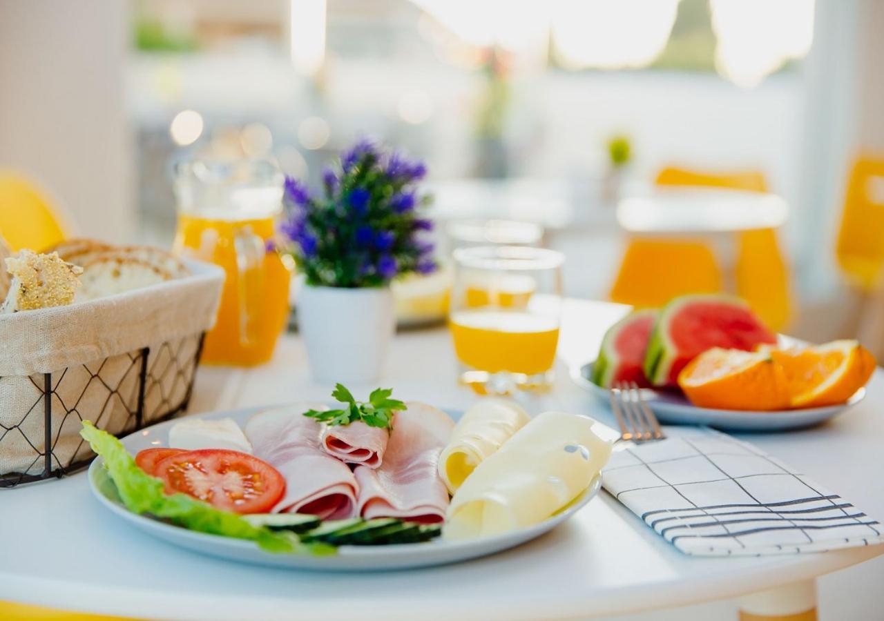 Casa Felizia 호텔 엘스 포블레츠 외부 사진
